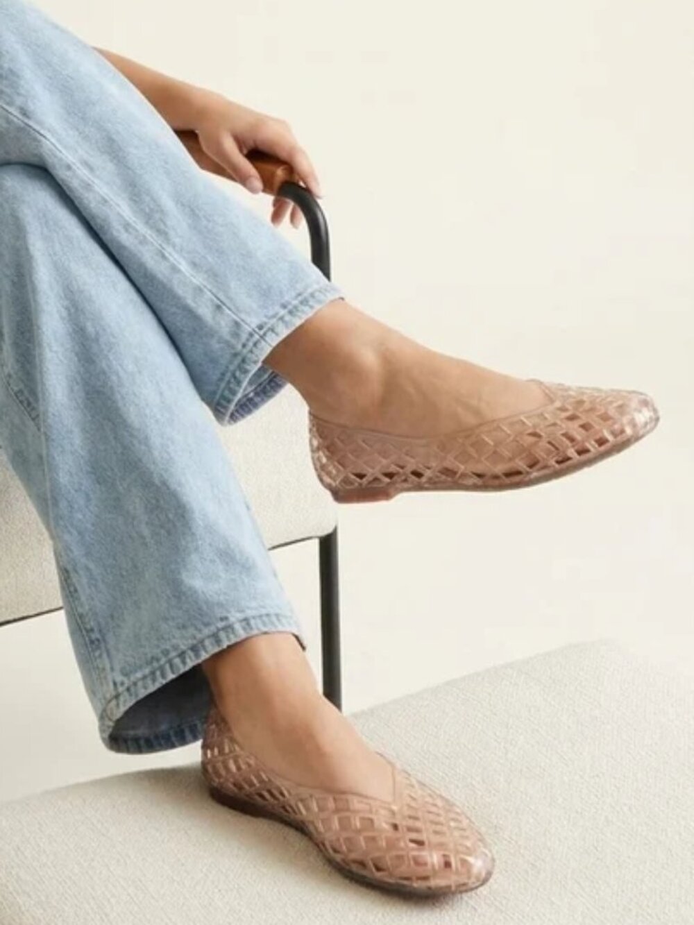 CUSHIONAIRE Siesta Jelly Flats